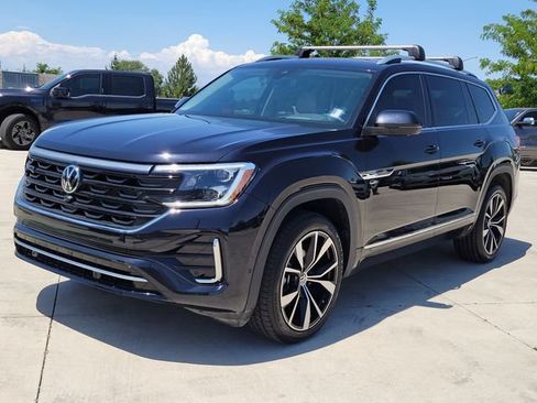 Used 2024 Volkswagen Atlas SEL Premium R-Line AWD/4WD image 4