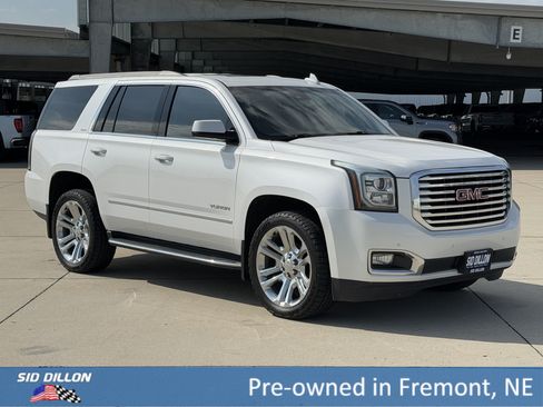Used 2017 GMC Yukon SLT w/ Premium Edition AWD/4WD image 2