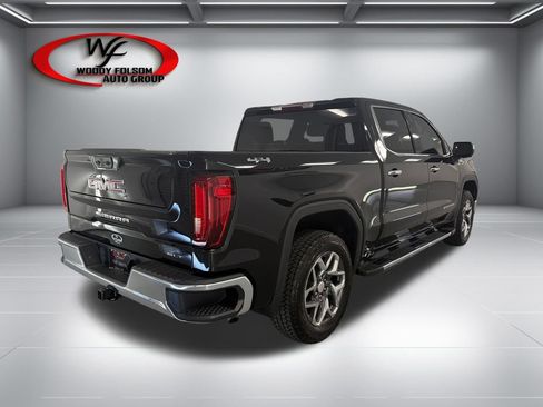 Used 2023 GMC Sierra 1500 SLT AWD/4WD image 6