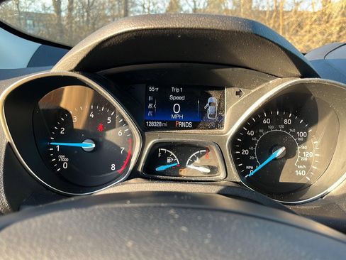 Used 2018 Ford Escape SEL image 16