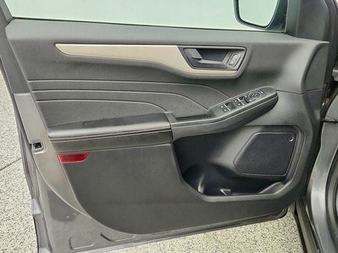 Used 2022 Ford Escape S FWD image 10