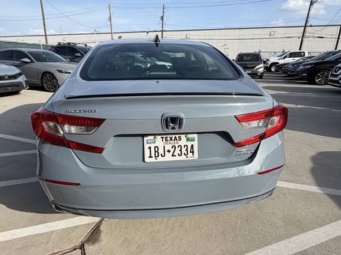 Used 2022 Honda Accord Sport image 6