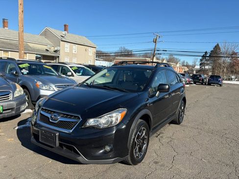 Used 2014 Subaru Crosstrek 2.0i Premium image 2