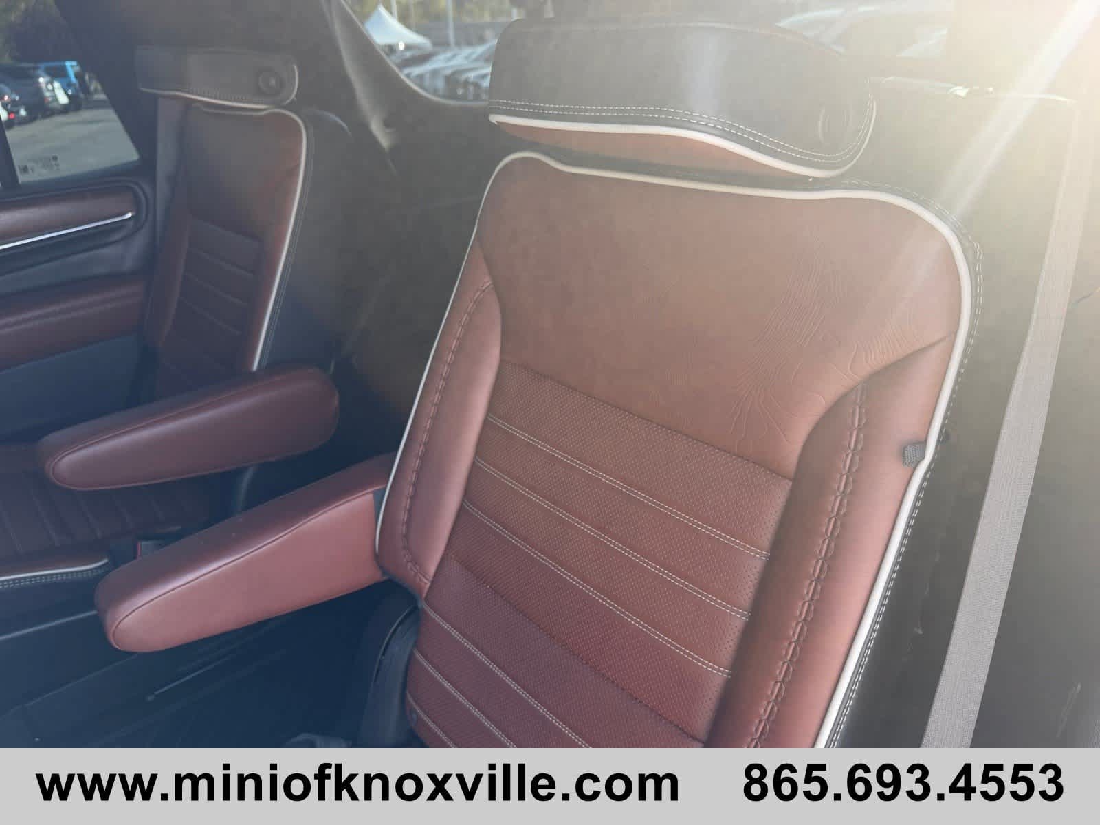 Used 2024 GMC Yukon Denali Ultimate AWD/4WD image 19