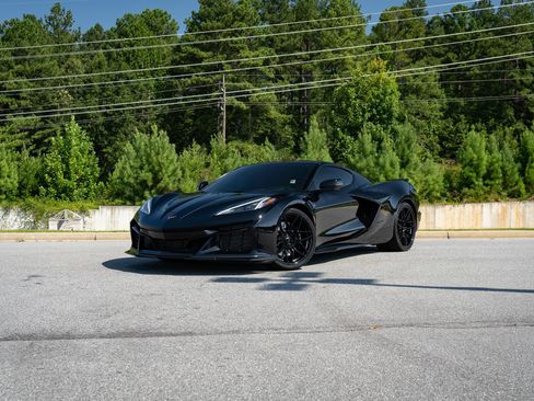 Used 2023 Chevrolet Corvette Z06 RWD image 22