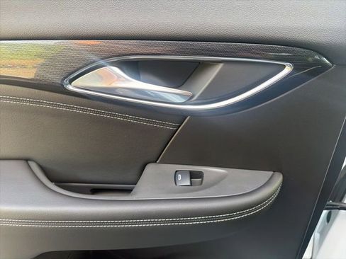 Certified 2022 Buick Envision Preferred FWD image 22