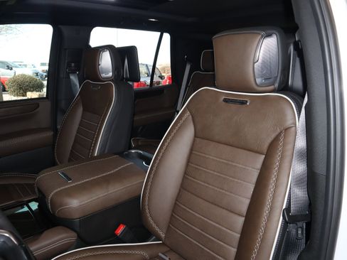 Used 2026 GMC Yukon Denali Ultimate image 33