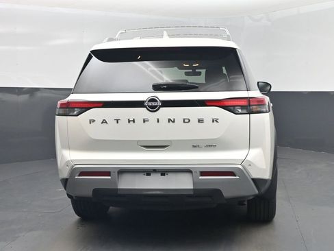 Used 2024 Nissan Pathfinder SL AWD/4WD image 27