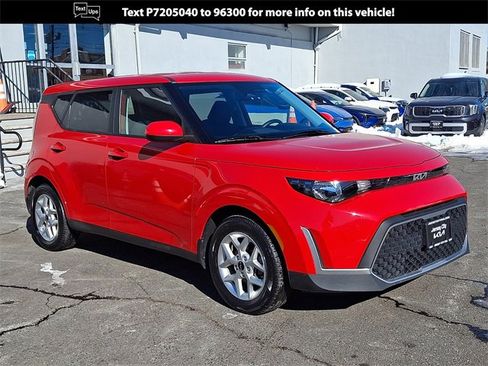 Certified 2023 Kia Soul LX w/ LX Technology Package image 1