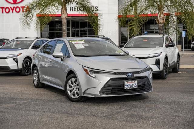 Certified 2024 Toyota Corolla LE FWD image 1