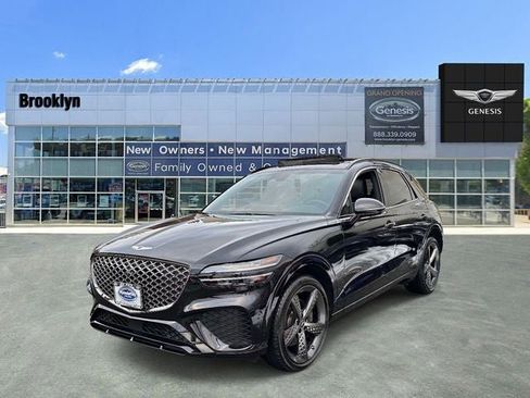 Used 2025 Genesis GV70 3.5T Sport w/ Sport Advanced Package image 7