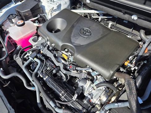 Certified 2025 Toyota RAV4 XLE image 18