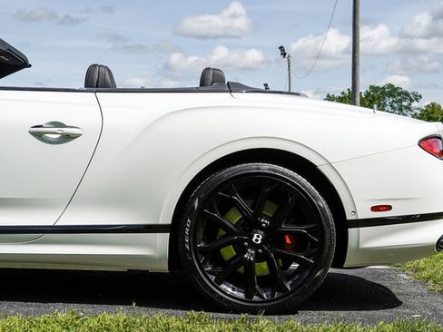 Used 2024 Bentley Continental GT Speed AWD/4WD image 3
