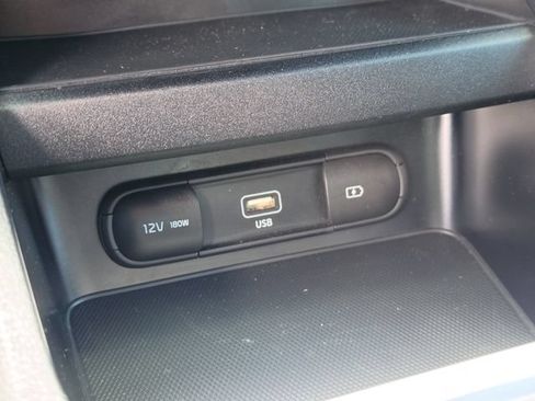Used 2024 Kia Forte LXS w/ LXS Technology Package FWD image 32