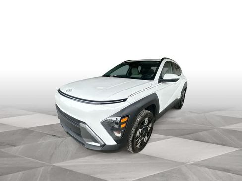 Used 2024 Hyundai Kona SEL AWD/4WD image 4