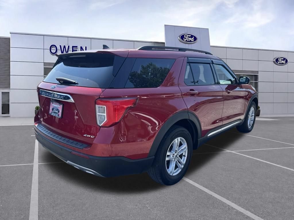Used 2021 Ford Explorer XLT w/ Equipment Group 202A AWD/4WD image 6