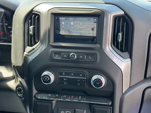 Used 2025 GMC Sierra 1500 Pro w/ Pro Value Package AWD/4WD image 13