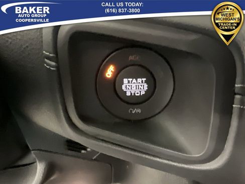 Used 2025 Jeep Wrangler Unlimited Rubicon image 18