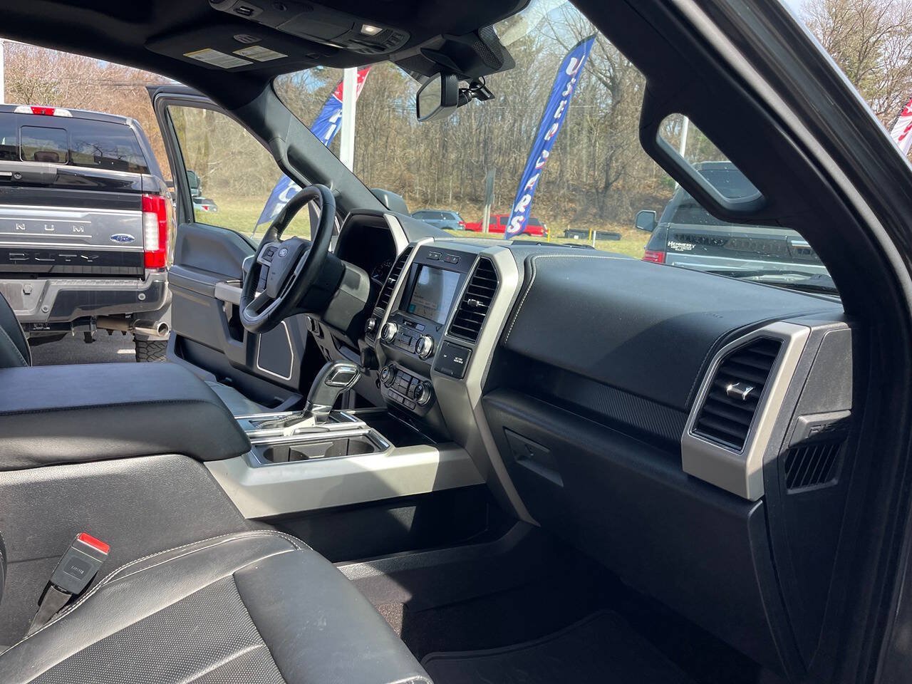Used 2019 Ford F150 Lariat w/ Equipment Group 502A Luxury AWD/4WD image 33