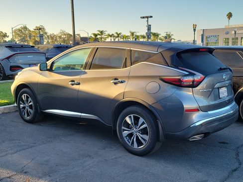 Used 2021 Nissan Murano S FWD image 3
