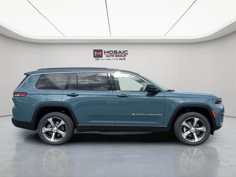 New 2026 Jeep Grand Cherokee L Limited image 9