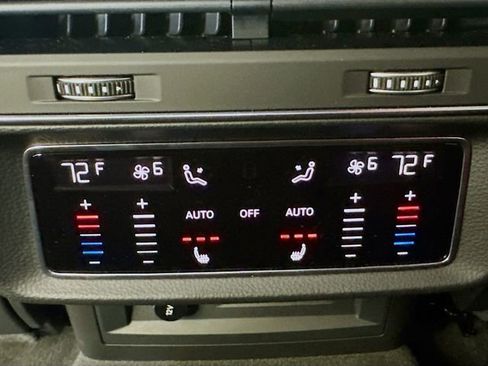 Used 2022 Audi SQ8 Prestige image 27