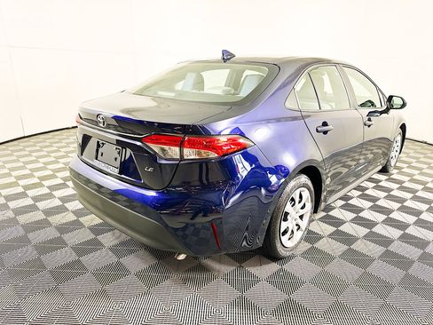 Used 2024 Toyota Corolla LE image 3