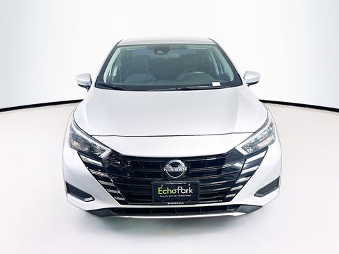 Used 2025 Nissan Versa SV w/ Trunk Package image 2