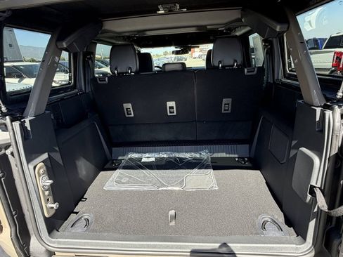 New 2026 Ford Bronco Outer Banks AWD/4WD image 18
