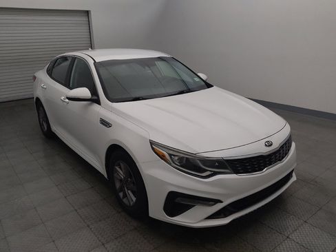 Used 2020 Kia Optima LX FWD image 13