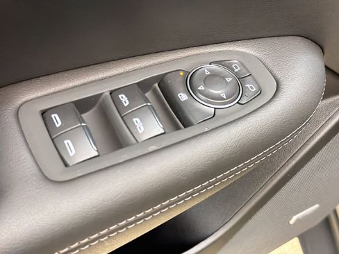 New 2026 Cadillac XT5 Luxury FWD image 12