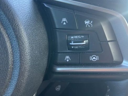 Used 2021 Subaru Outback Touring w/ Popular Package #2 image 13