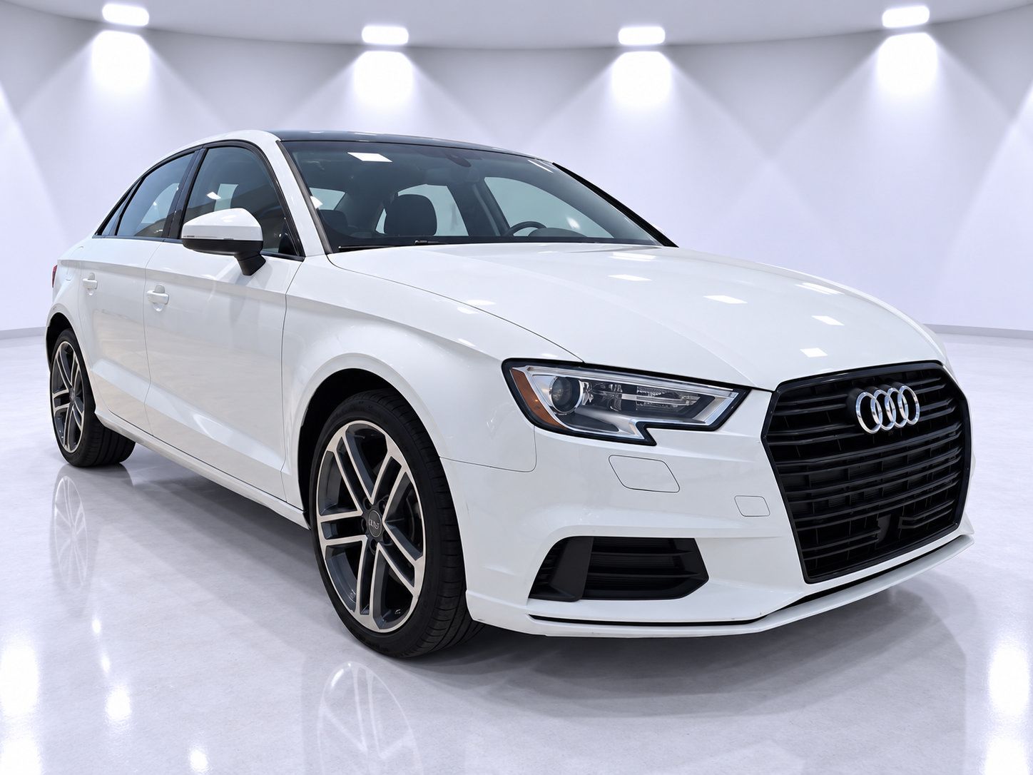Used 2020 Audi A3 2.0T Premium FWD image 1