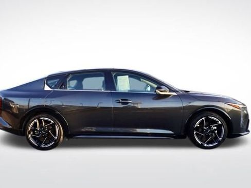 Used 2025 Kia K4 GT-Line w/ GT-Line Premium Package image 12