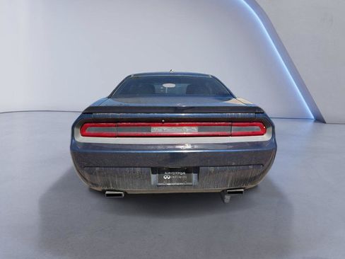 Used 2014 Dodge Challenger R/T Plus RWD image 7