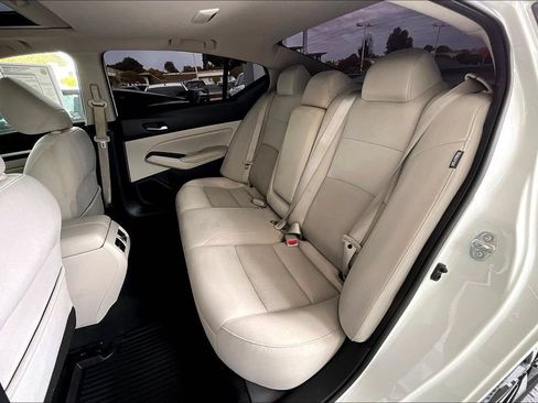 Used 2019 Nissan Altima 2.5 SV FWD image 22