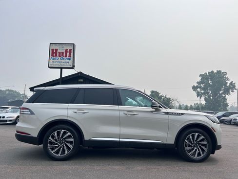 Used 2025 Lincoln Aviator AWD w/ Equipment Group 101A image 10