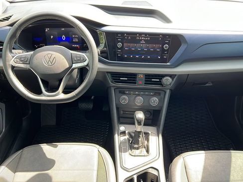 Used 2022 Volkswagen Taos SE w/ IQ.Drive SE Package FWD image 11