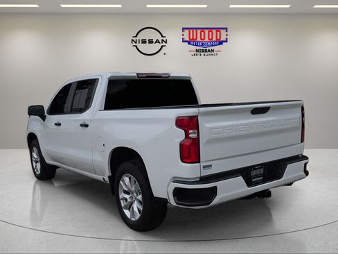 Used 2022 Chevrolet Silverado 1500 Custom w/ Safety Confidence Package AWD/4WD image 4