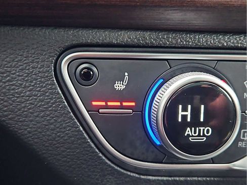 Used 2023 Audi Q5 2.0T Premium Plus w/ Premium Plus Package image 28