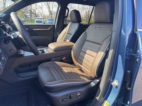 New 2026 GMC Acadia Denali Ultimate image 10