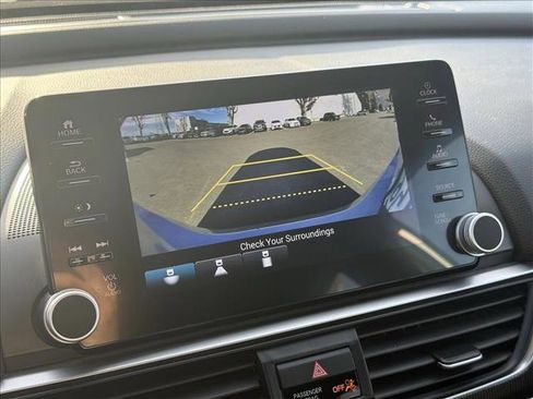 Used 2022 Honda Accord Sport image 12