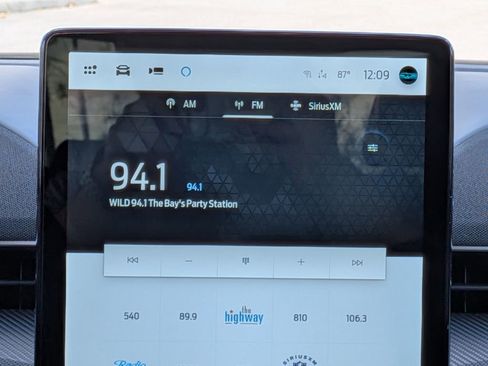 Used 2024 Ford Mustang Mach-E Select image 21