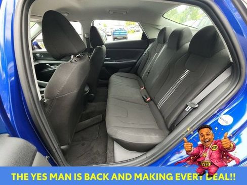 Used 2023 Hyundai Elantra SEL w/ Convenience Package FWD image 24