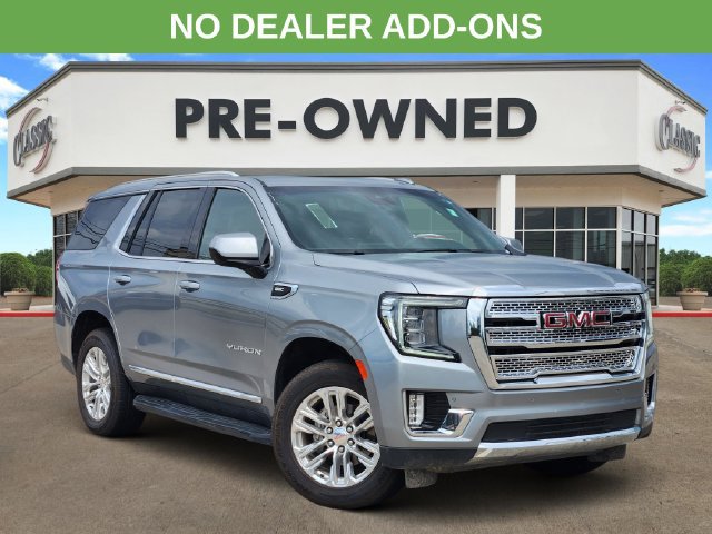 Used 2024 GMC Yukon SLT AWD/4WD image 1