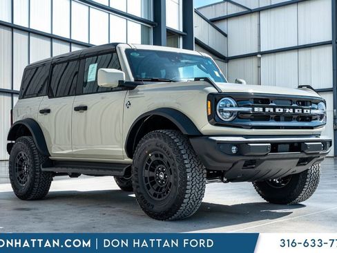 New 2026 Ford Bronco Outer Banks AWD/4WD image 32