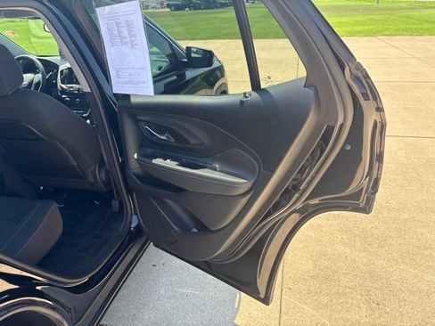 Used 2023 GMC Terrain SLE w/ Driver Convenience Package FWD image 19
