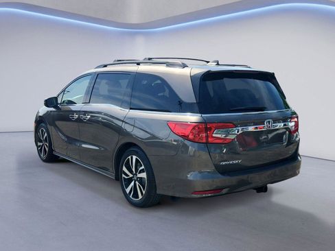 Used 2019 Honda Odyssey Elite image 5