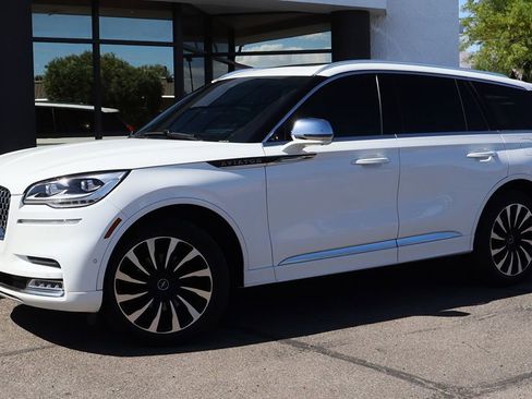 Used 2020 Lincoln Aviator Black Label w/ Dynamic Handling Package image 3