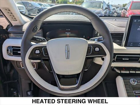 Used 2023 Lincoln Aviator Black Label w/ Dynamic Handling Package image 13